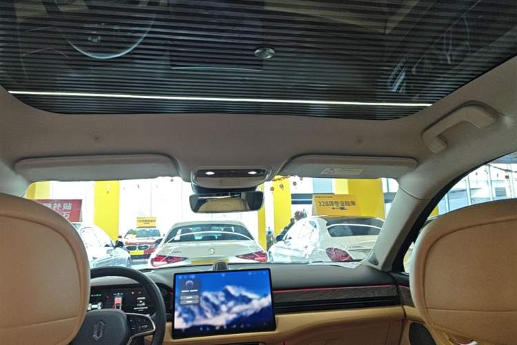 Used Hima AITO M5 2022 Extended-Range Four-Wheel Drive Performance Version Headliner