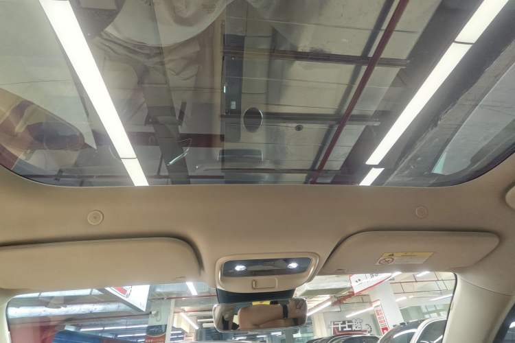 Used Hima AITO M5 2022 Extended-Range Four-Wheel Drive Flagship Edition Headliner