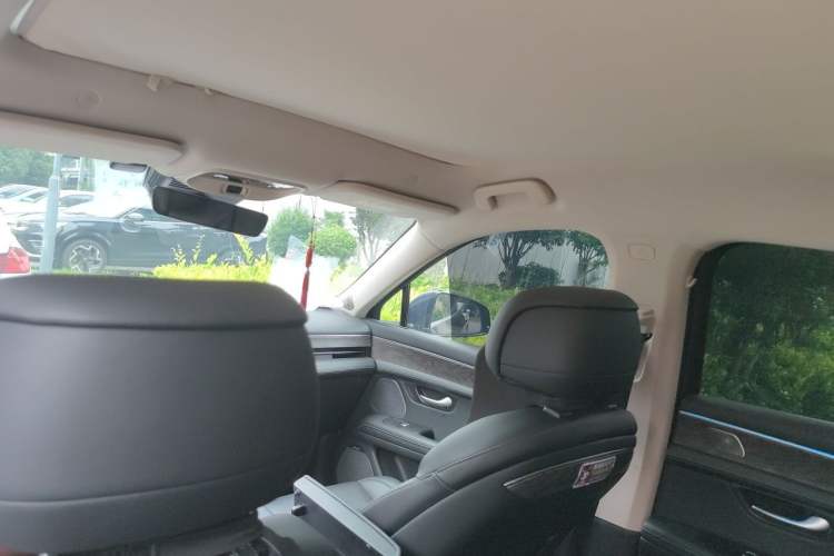 Used Hima AITO M5 2022 Extended-Range Four-Wheel Drive Performance Version Headliner
