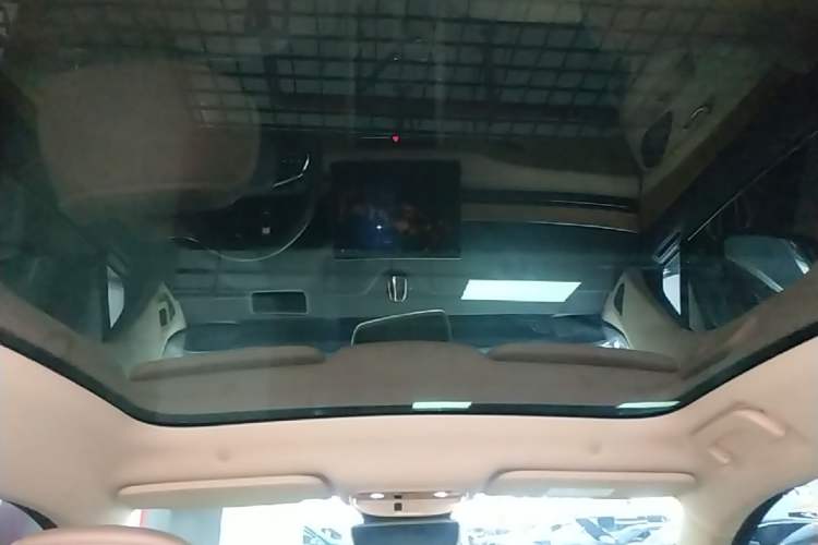 Used Hima AITO M5 2022 Pure Electric Rear-Drive Standard Edition Headliner