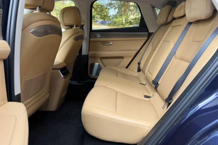 Used Hima AITO M5 2022 Extended-Range Four-Wheel Drive Flagship Edition Interior 1