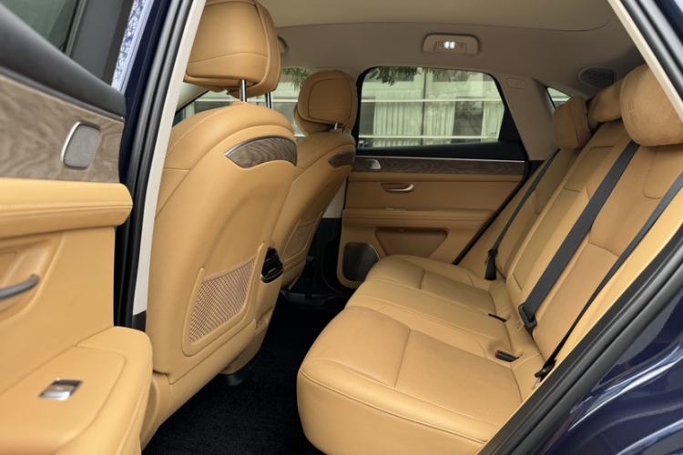 Used Hima AITO M5 2022 Range-Extended Rear-Drive Standard Version Interior 2