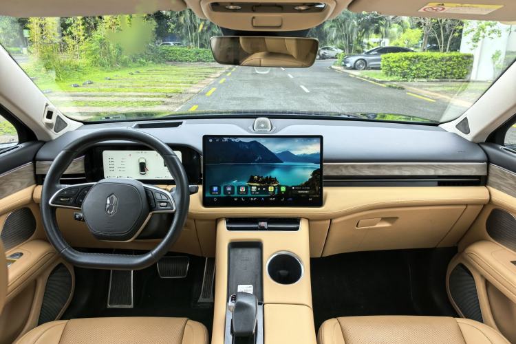 Used Hima AITO M5 2022 Extended-Range Four-Wheel Drive Ultimate Edition Interior 2