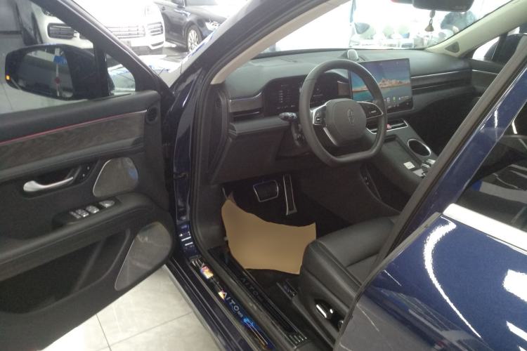 Used Hima AITO M5 2022 Range-Extended Rear-Drive Standard Version Interior 3