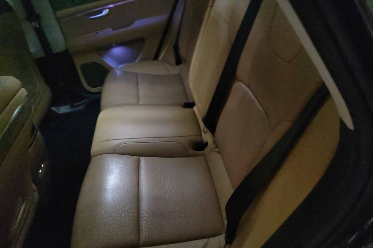 Used Hima AITO M5 2022 Extended-Range Four-Wheel Drive Performance Version Interior 4