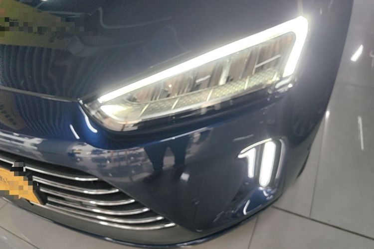 Used Hima AITO M5 2022 Pure Electric All-Wheel-Drive Performance Edition Left Front Headlight