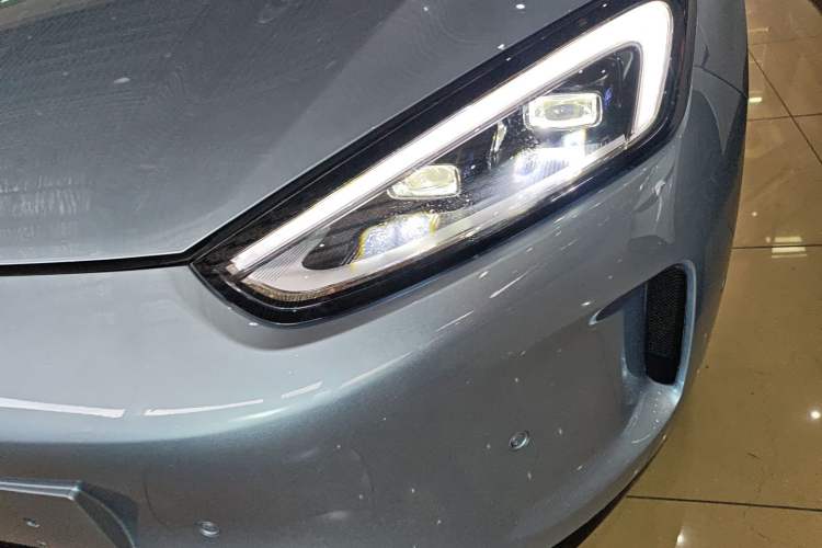 Used Hima AITO M5 2022 Pure Electric All-Wheel-Drive Performance Edition Left Front Headlight