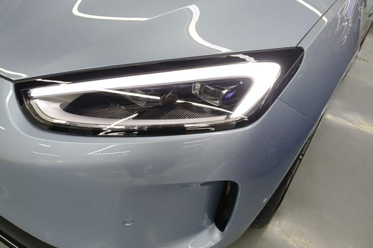 Used Hima AITO M5 2022 Pure Electric All-Wheel-Drive Performance Edition Left Front Headlight