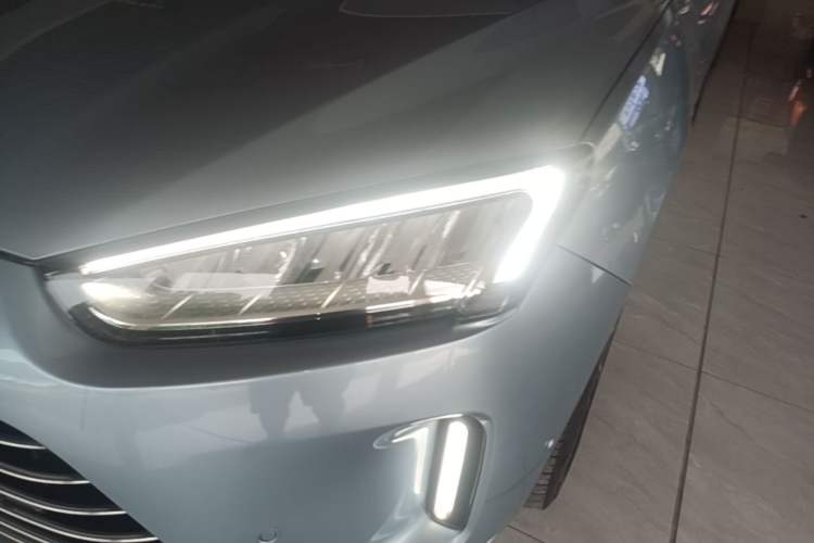 Used Hima AITO M5 2022 Extended-Range Four-Wheel Drive Flagship Edition Left Front Headlight