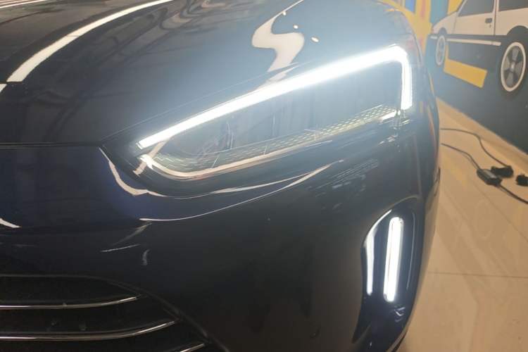 Used Hima AITO M5 2022 Extended-Range Four-Wheel Drive Flagship Edition Left Front Headlight