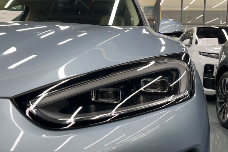 Used Hima AITO M5 2022 Pure Electric All-Wheel-Drive Performance Edition Left Front Headlight