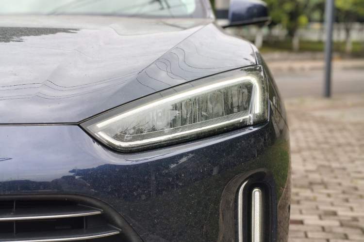 Used Hima AITO M5 2022 Extended-Range Four-Wheel Drive Flagship Edition Left Front Headlight