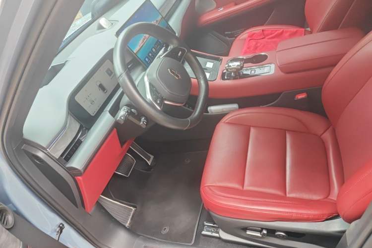 Used Hima AITO M5 2022 Pure Electric All-Wheel-Drive Performance Edition Left Front Seat