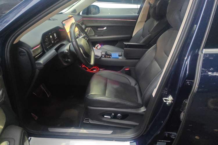 Used Hima AITO M5 2022 Extended-Range Four-Wheel Drive Performance Version Left Front Seat