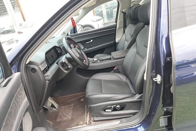 Used Hima AITO M5 2022 Extended-Range Four-Wheel Drive Performance Version Left Front Seat