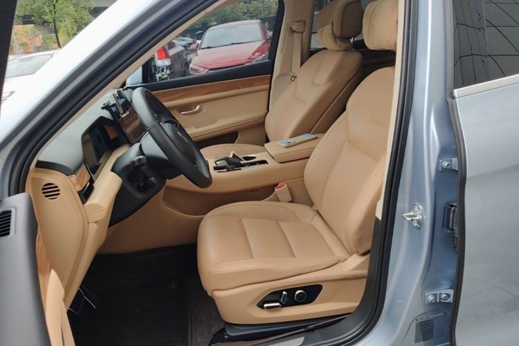 Used Hima AITO M5 2022 Pure Electric Rear-Drive Standard Edition Left Front Seat