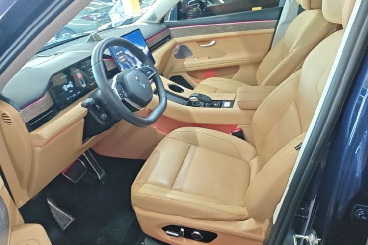 Used Hima AITO M5 2022 Extended-Range Four-Wheel Drive Performance Version Left Front Seat