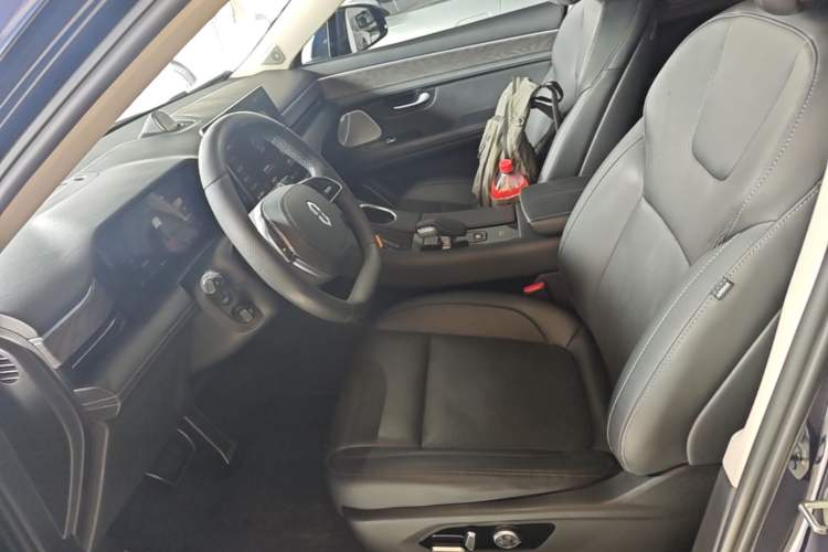 Used Hima AITO M5 2022 Range-Extended Rear-Drive Standard Version Left Front Seat