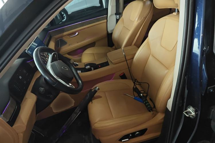 Used Hima AITO M5 2022 Extended-Range Four-Wheel Drive Ultimate Edition Left Front Seat