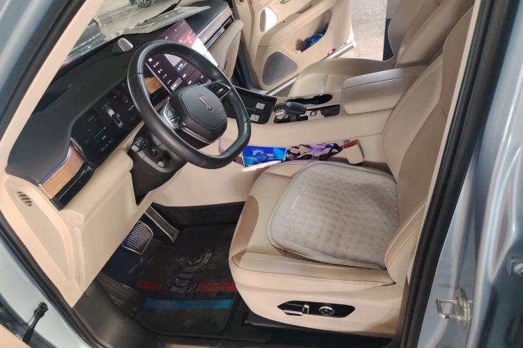 Used Hima AITO M5 2022 Pure Electric Rear-Drive Standard Edition Left Front Seat