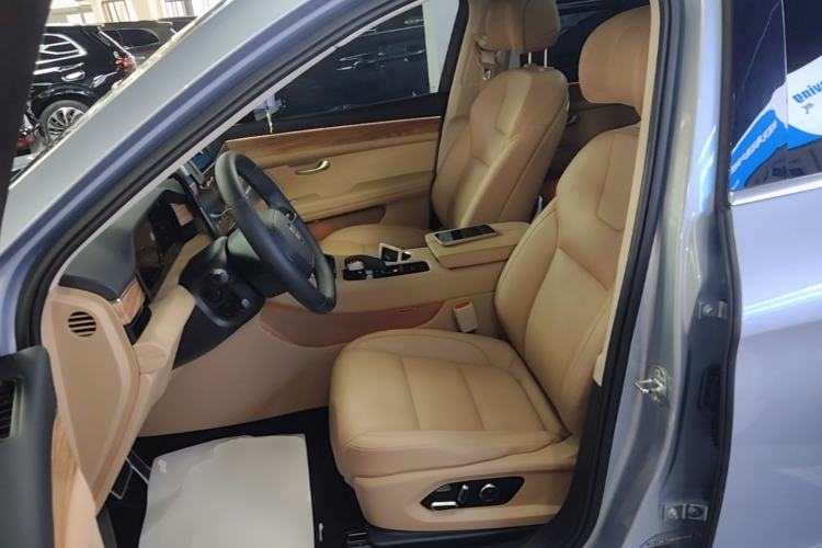 Used Hima AITO M5 2022 Pure Electric Rear-Drive Standard Edition Left Front Seat