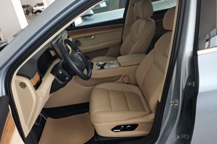 Used Hima AITO M5 2022 Pure Electric All-Wheel-Drive Performance Edition Left Front Seat