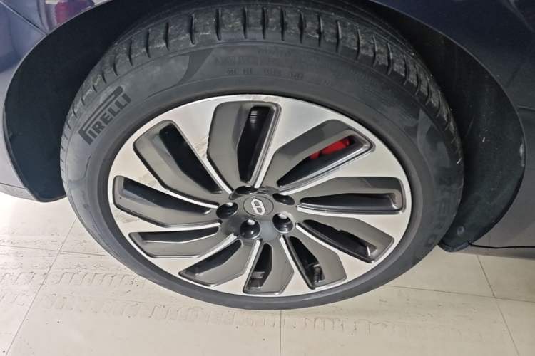 Used Hima AITO M5 2022 Range-Extended Rear-Drive Standard Version Left Front Wheel Hub