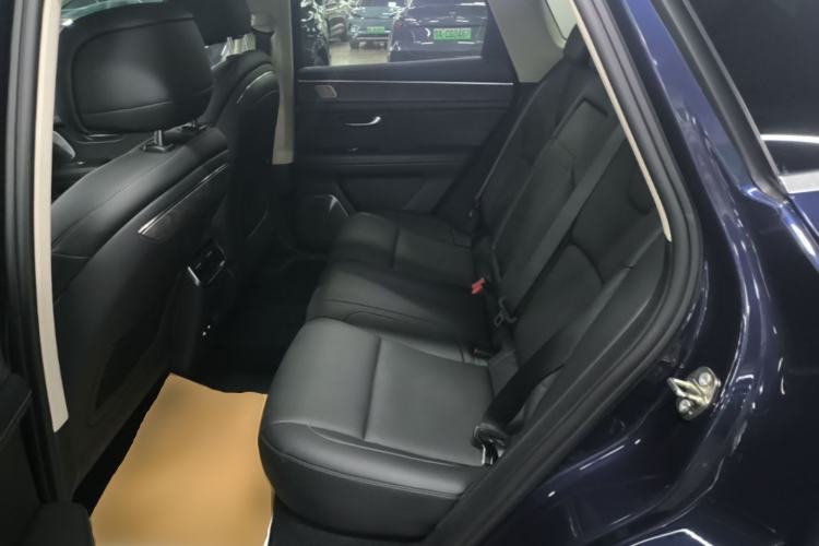 Used Hima AITO M5 2022 Extended-Range Four-Wheel Drive Performance Version Left Rear Seat