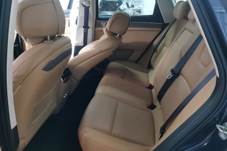 Used Hima AITO M5 2022 Extended-Range Four-Wheel Drive Ultimate Edition Left Rear Seat