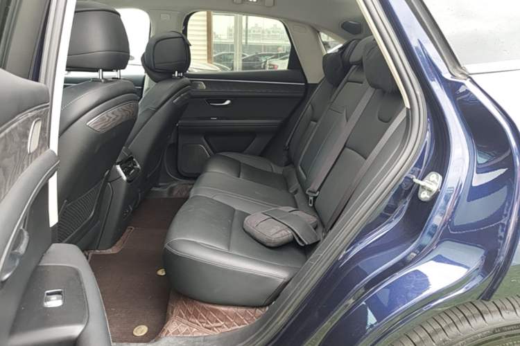Used Hima AITO M5 2022 Extended-Range Four-Wheel Drive Performance Version Left Rear Seat