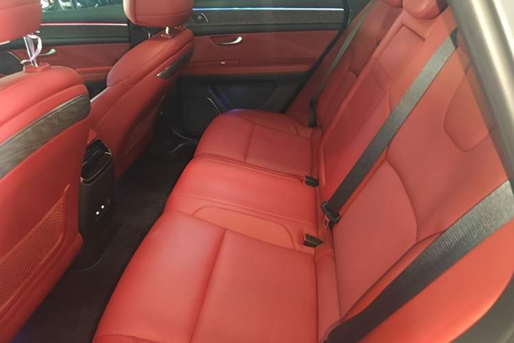 Used Hima AITO M5 2022 Pure Electric All-Wheel-Drive Performance Edition Left Rear Seat