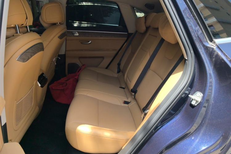 Used Hima AITO M5 2022 Extended-Range Four-Wheel Drive Ultimate Edition Left Rear Seat