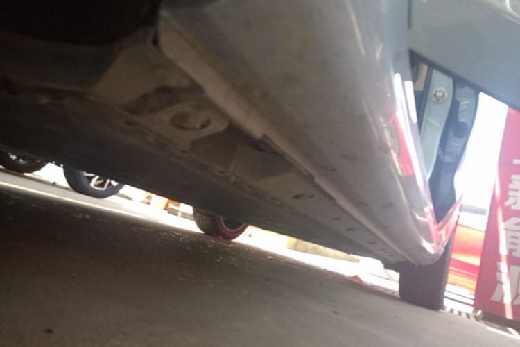 Used Hima AITO M5 2022 Pure Electric All-Wheel-Drive Performance Edition Left Side Sill