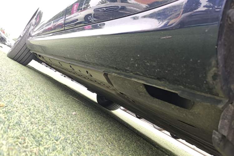 Used Hima AITO M5 2022 Extended-Range Four-Wheel Drive Performance Version Left Side Sill