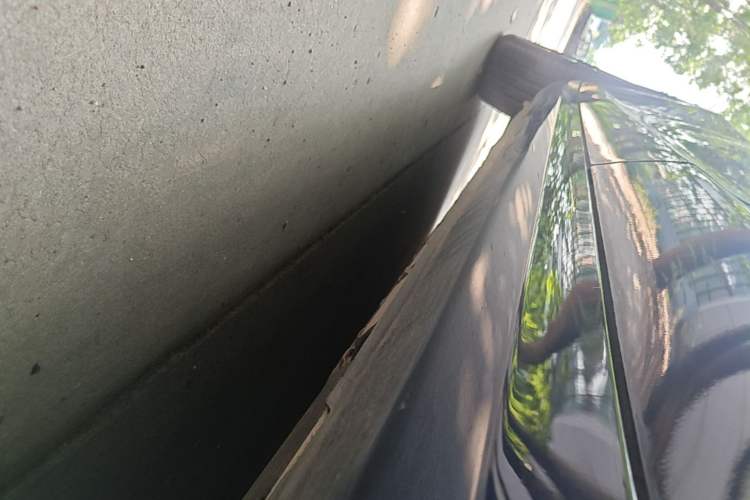 Used Hima AITO M5 2022 Extended-Range Four-Wheel Drive Ultimate Edition Left Side Sill