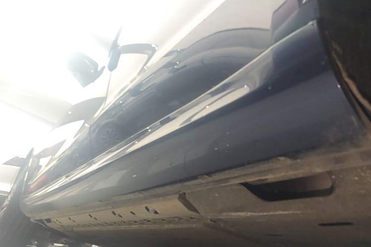 Used Hima AITO M5 2022 Extended-Range Four-Wheel Drive Flagship Edition Left Side Sill