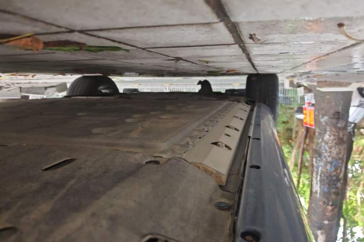 Used Hima AITO M5 2022 Extended-Range Four-Wheel Drive Ultimate Edition Left Side Sill
