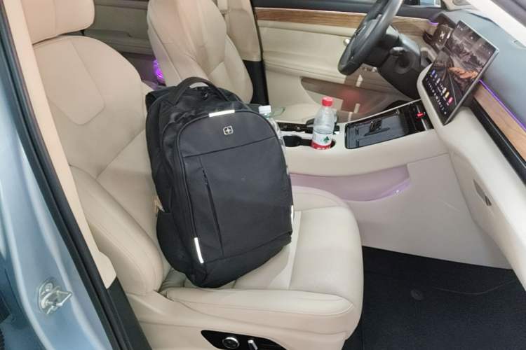 Used Hima AITO M5 2022 Pure Electric Rear-Drive Standard Edition Right Front Seat