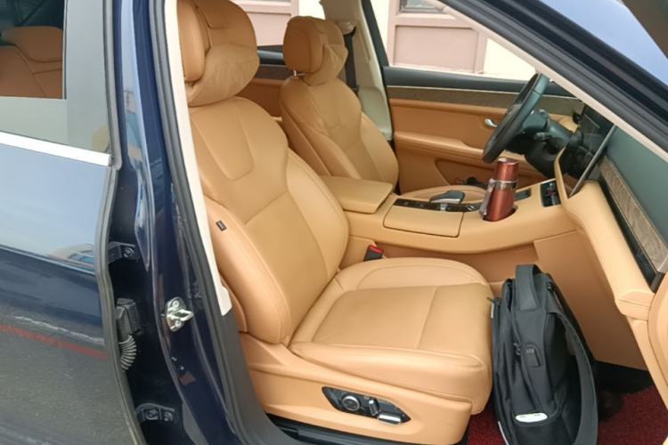 Used Hima AITO M5 2022 Extended-Range Four-Wheel Drive Performance Version Right Front Seat