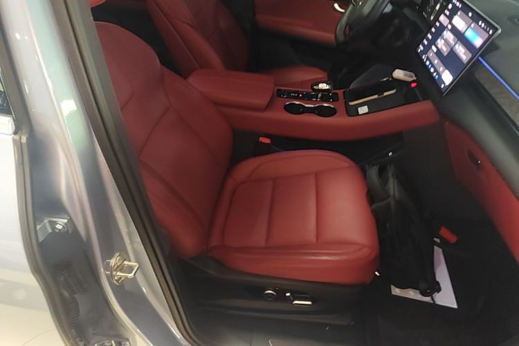 Used Hima AITO M5 2022 Pure Electric All-Wheel-Drive Performance Edition Right Front Seat