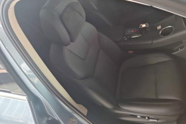 Used Hima AITO M5 2022 Extended-Range Four-Wheel Drive Flagship Edition Right Front Seat