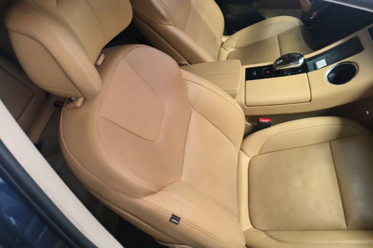 Used Hima AITO M5 2022 Extended-Range Four-Wheel Drive Flagship Edition Right Front Seat