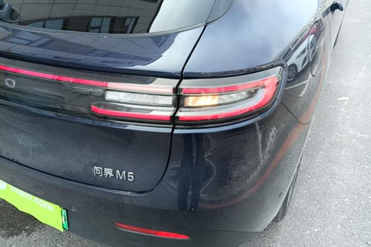 Used Hima AITO M5 2022 Extended-Range Four-Wheel Drive Performance Version Right Rear Taillight