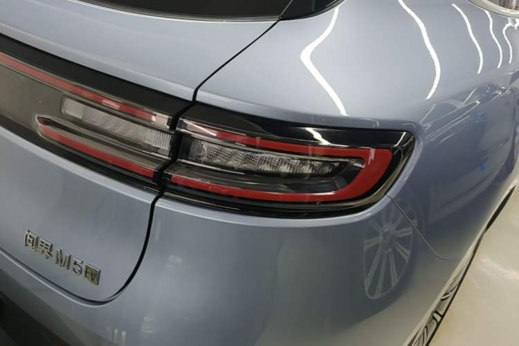 Used Hima AITO M5 2022 Pure Electric All-Wheel-Drive Performance Edition Right Rear Taillight