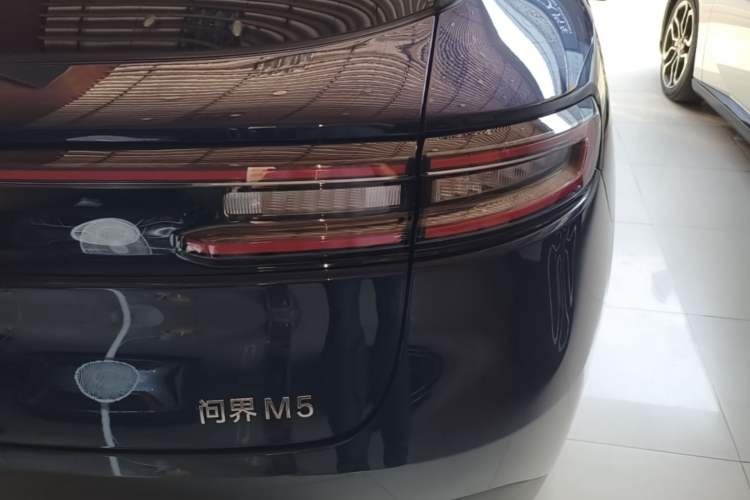 Used Hima AITO M5 2022 Extended-Range Four-Wheel Drive Ultimate Edition Right Rear Taillight