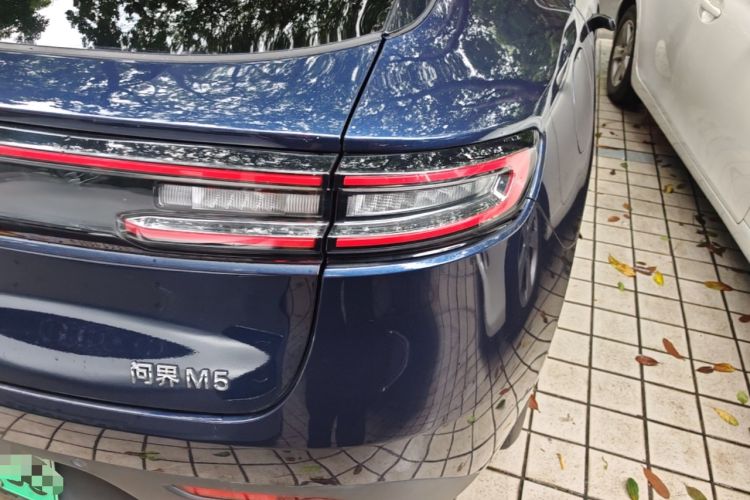 Used Hima AITO M5 2022 Extended-Range Four-Wheel Drive Ultimate Edition Right Rear Taillight