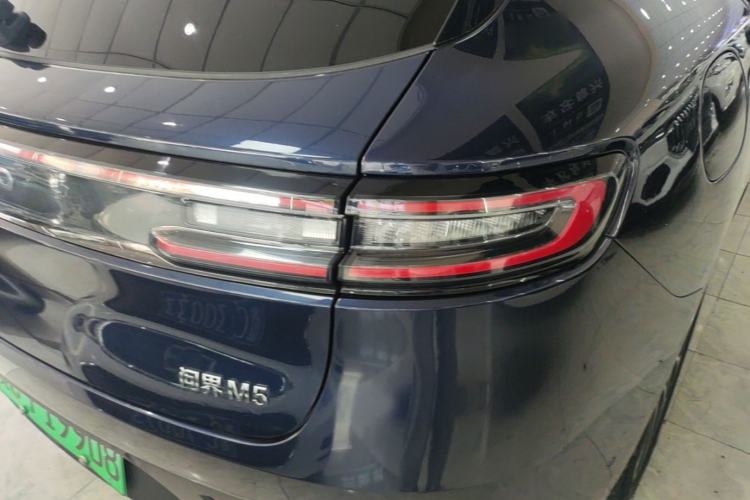 Used Hima AITO M5 2022 Extended-Range Four-Wheel Drive Flagship Edition Right Rear Taillight