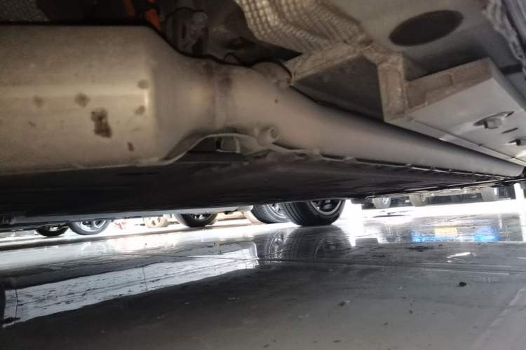 Used Hima AITO M5 2022 Extended-Range Four-Wheel Drive Performance Version Right Side Sill