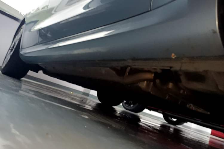 Used Hima AITO M5 2022 Extended-Range Four-Wheel Drive Flagship Edition Right Side Sill