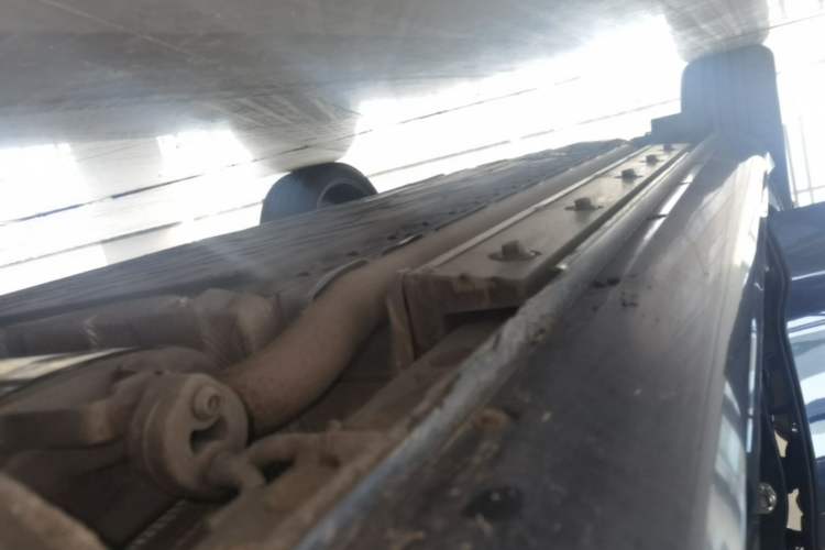 Used Hima AITO M5 2022 Extended-Range Four-Wheel Drive Ultimate Edition Right Side Sill